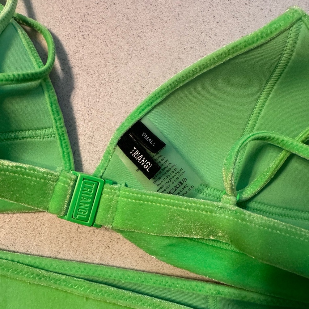 Triangl Green Velvet Bikini Set - Picture 8 of 8
